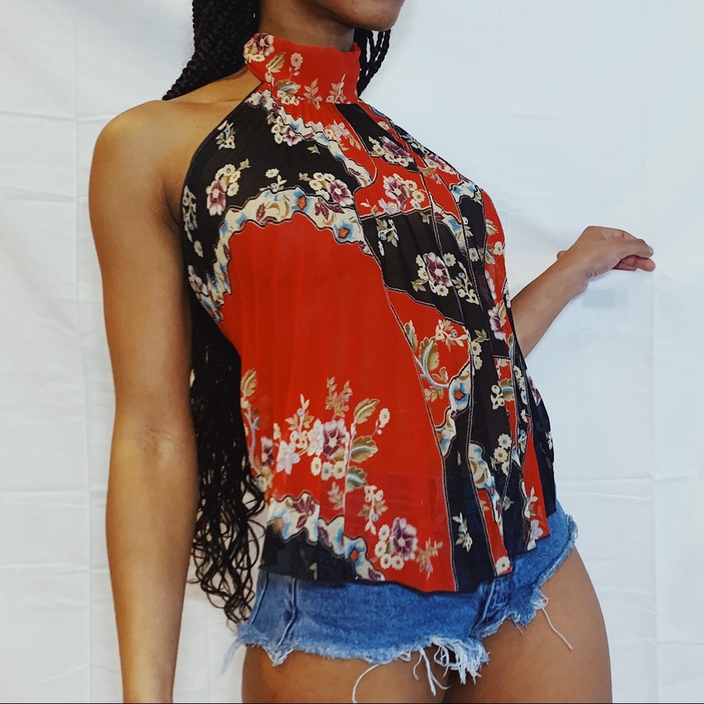 Cute backless top